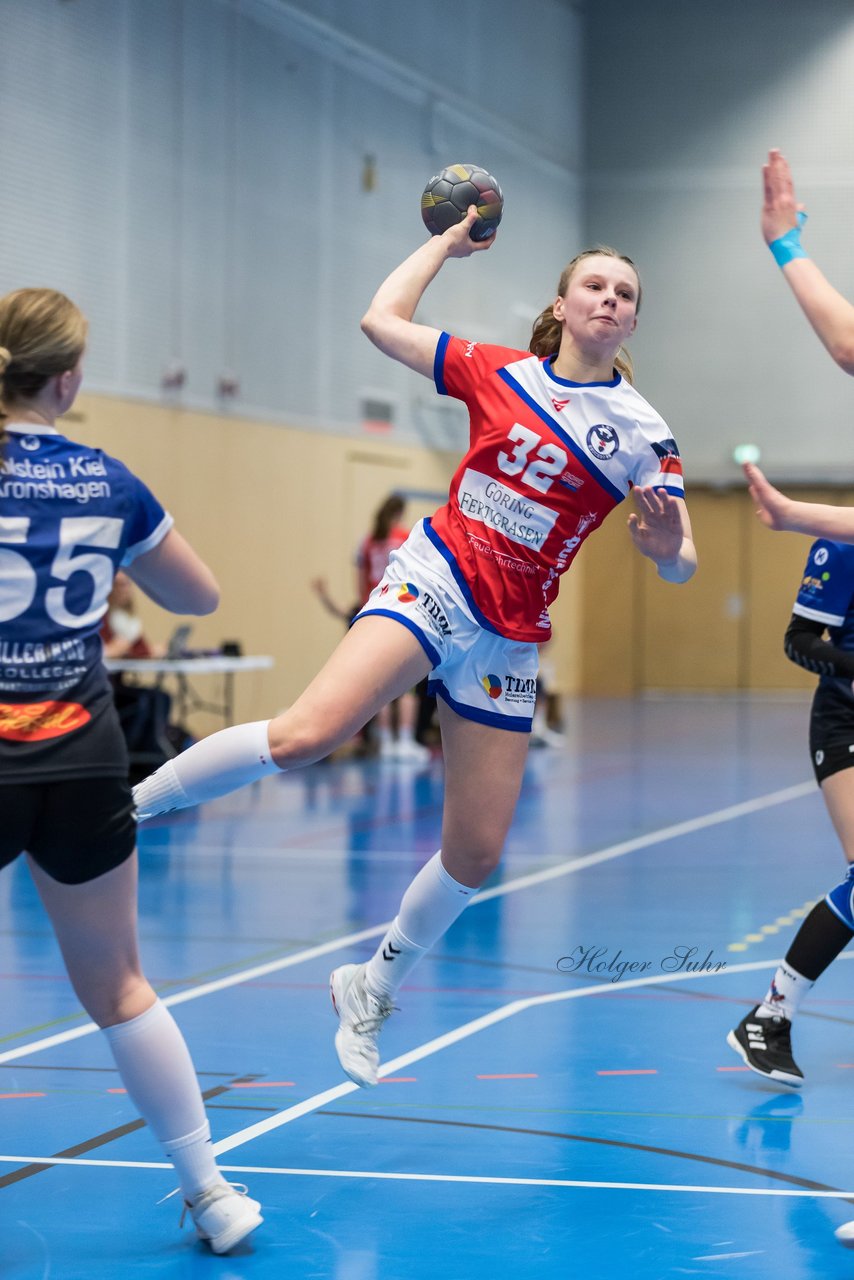 Bild 108 - wAJ HC Quickborn - HSG Kiel/Kronshagen : Ergebnis: 20:17